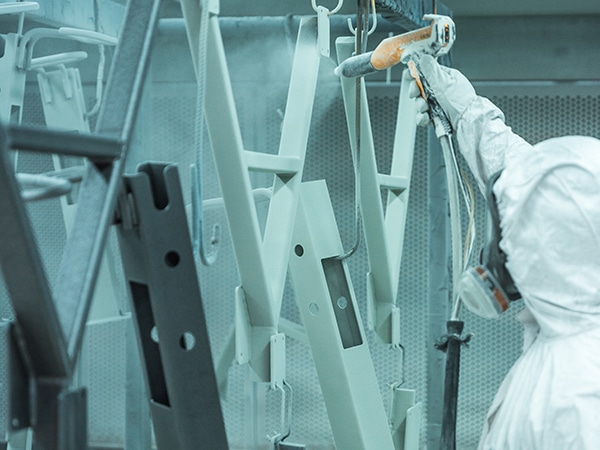 Come-verniciare-componenti-industriali-voluminose
